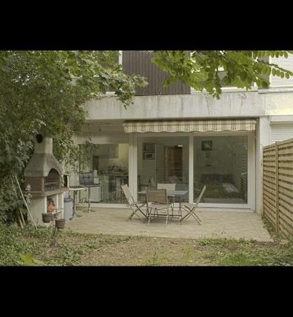 Se: 13A Rue Des Touleuses Pourpre Bed and Breakfast Cergy Eksteriør billede