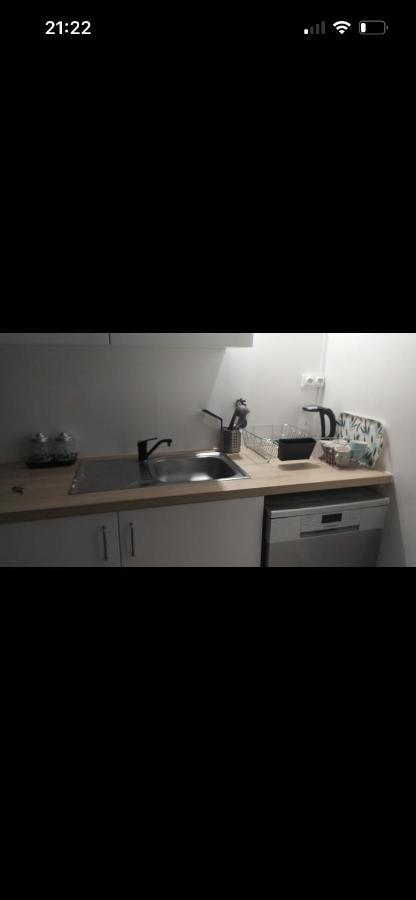 Se: 13A Rue Des Touleuses Pourpre Bed and Breakfast Cergy Eksteriør billede